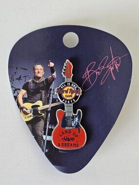 New Hard Rock Cafe Pin Bruce Springsteen Sig Series 36 Porto All Is One Guitar